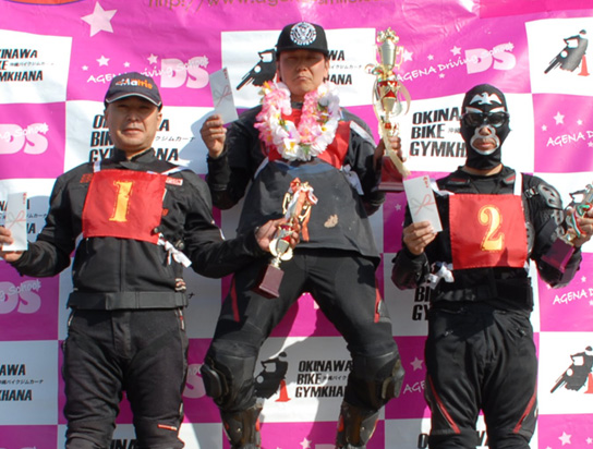 【屋嘉部】 1995年のル・マン24時間GT2クラス優勝の『ホンダNSX-GT2』。高橋