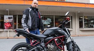 LOBOさんの愛車ヤマハ ＭＴ−０７