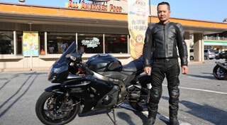 トウマさんの愛車スズキ ＧＳＸ−Ｒ１０００