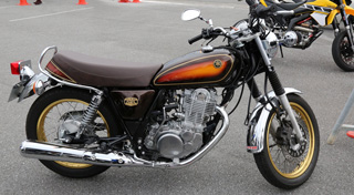 SRさんの愛車ヤマハ ＳＲ４００