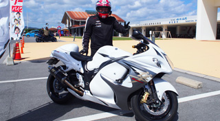 ブラウンさんの愛車スズキ ハヤブサ（ＧＳＸ１３００Ｒ　Ｈａｙａｂｕｓａ）