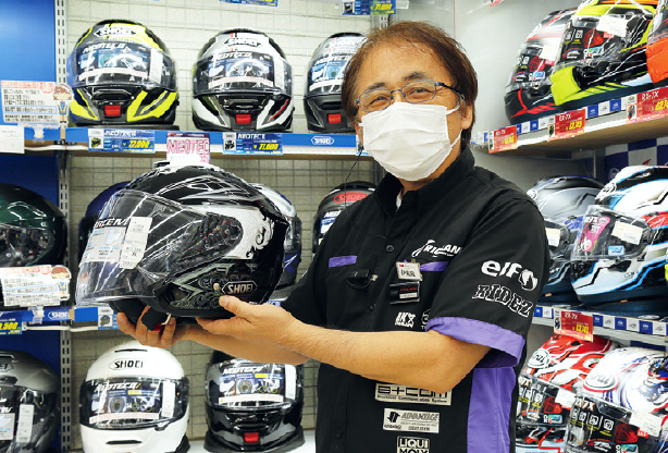 車検・オイル担当 伊集院のオススメ SHOEIのJ-FORCE4