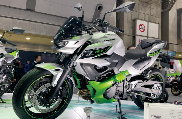 KAWASAKI：Z7 Hybrid